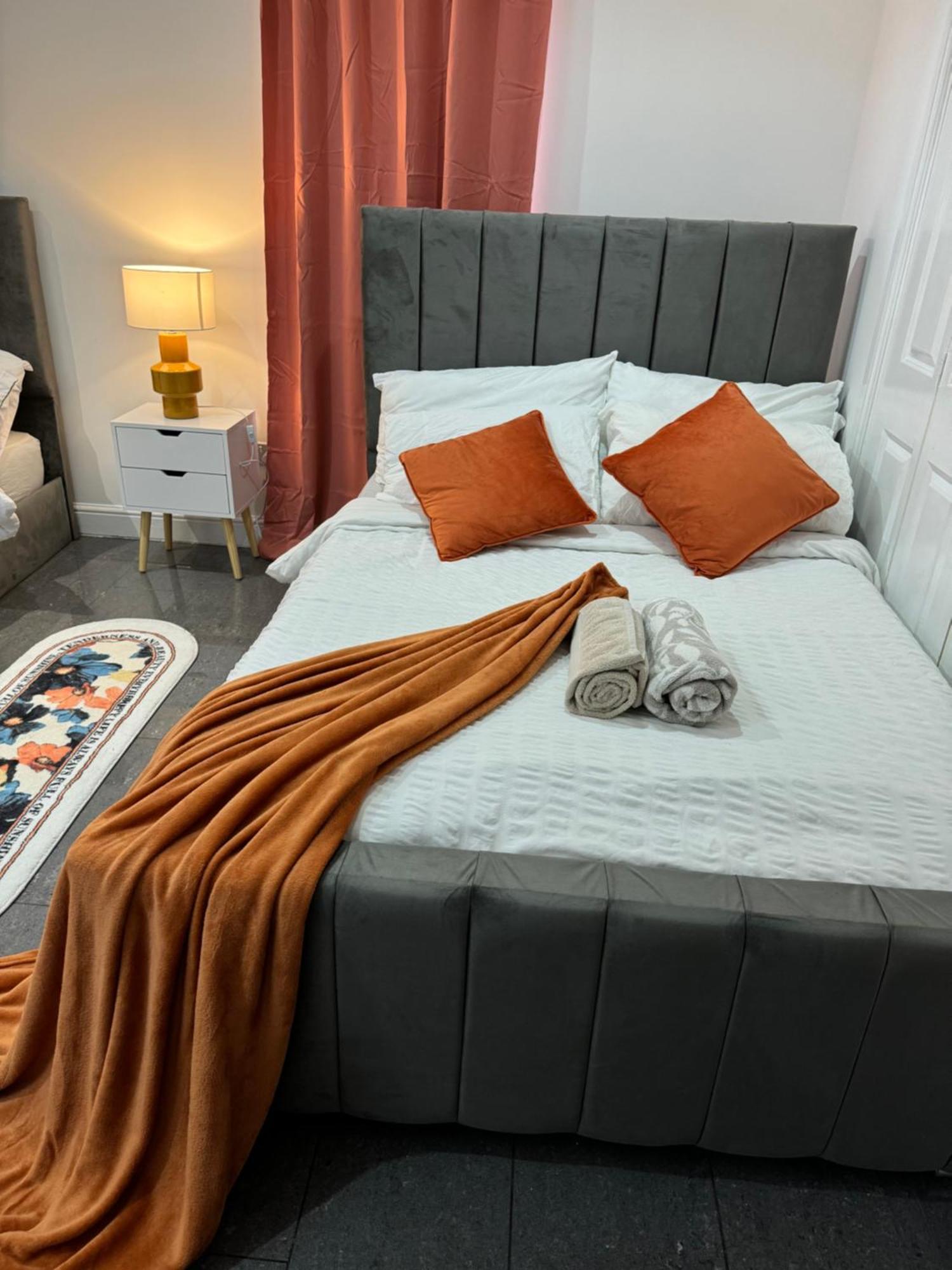 Cosy Luxurious Room In The Heart Of ลอนดอน ภายนอก รูปภาพ
