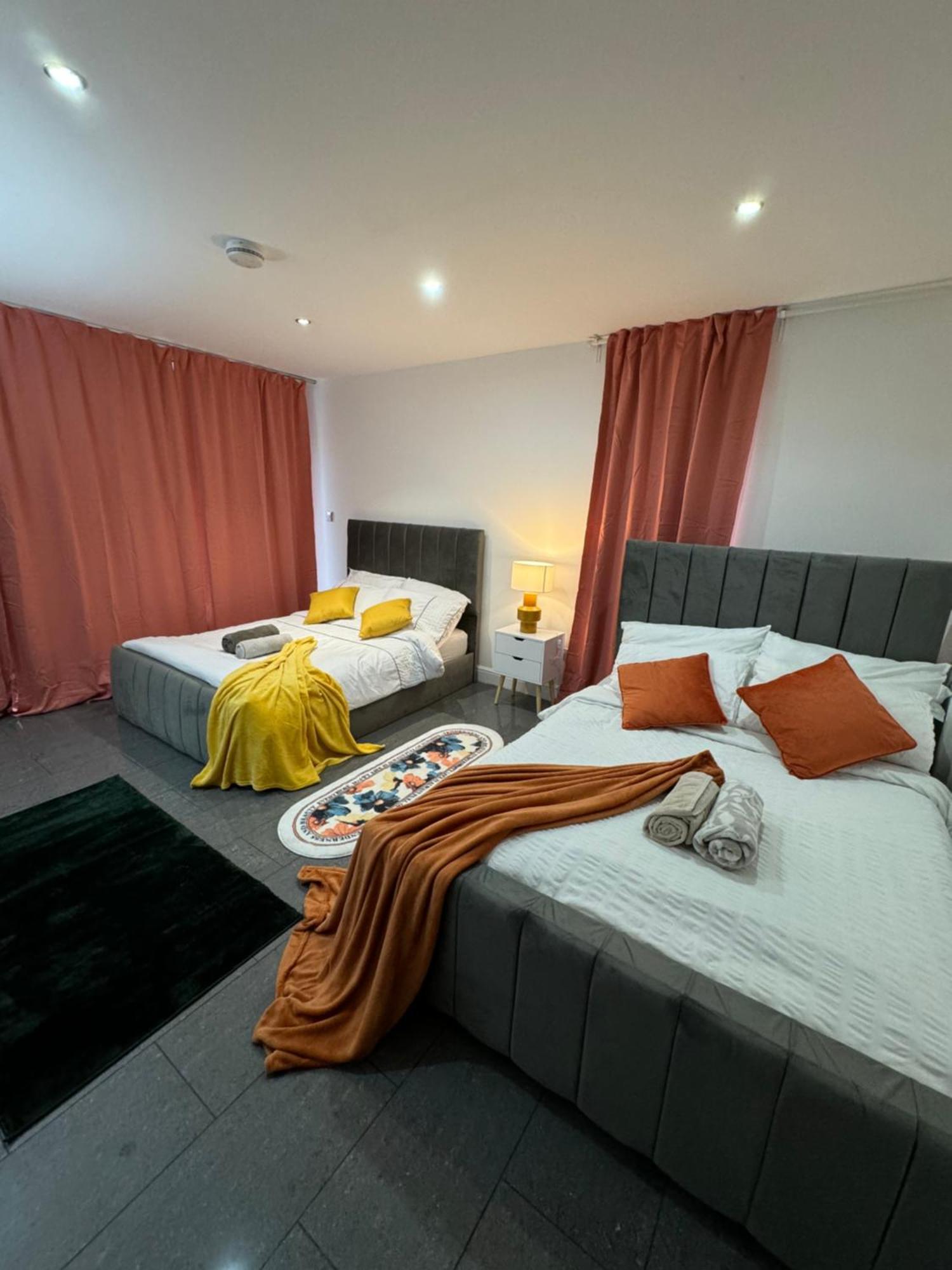 Cosy Luxurious Room In The Heart Of ลอนดอน ภายนอก รูปภาพ